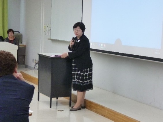 写真2 群馬県看護協会長より来賓あいさつ
